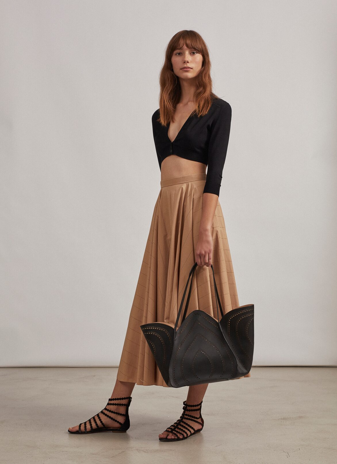 Lili 24 tote bag ALAÏA BLACK LILI 24 TOTE BAG